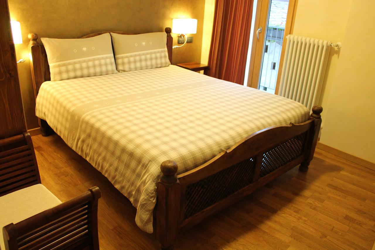 B&B Ca' Erminia Chiesa in Valmalenco Eksteriør billede